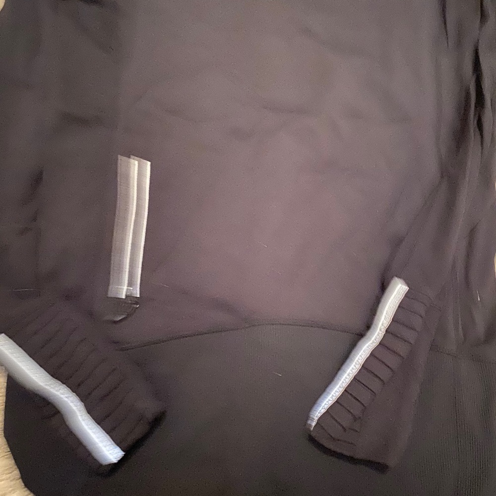 Lulu running hoodie